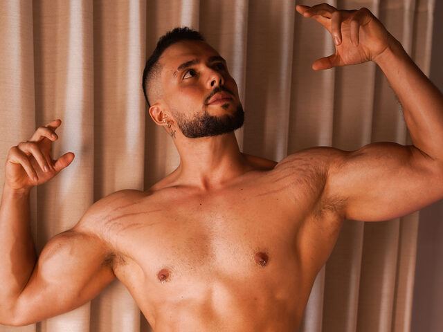 Adrian Gomez