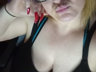Hotmama2181
