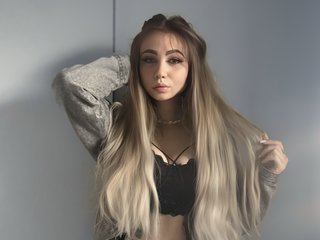LilyHot