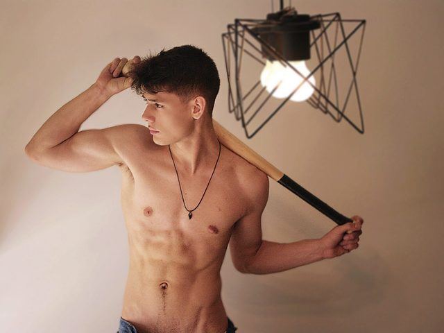 Anthoni Thompson