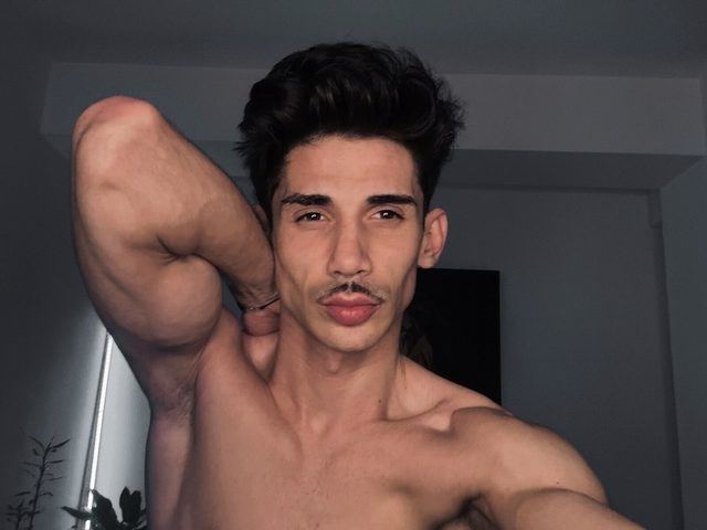 Leon Lovett