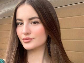 Lisha Shuker