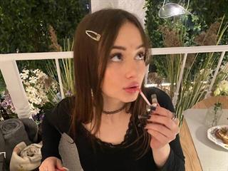 Molly Lolli