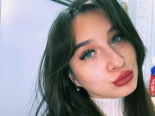 Quenna Hallman