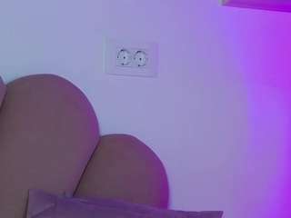 AbbyWhite01