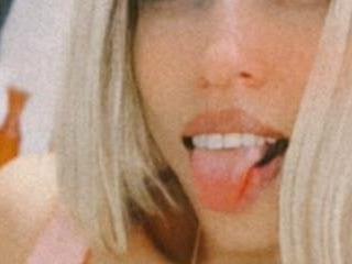 AngelinaThomsonn