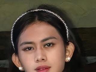 Ayurie lie