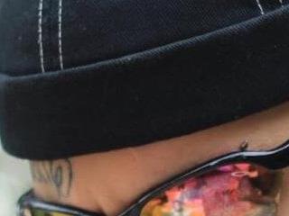 Blondandtattoofaced