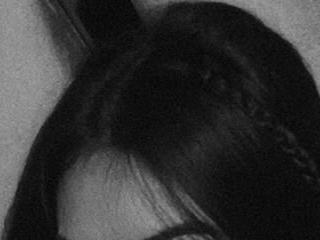 Daniela x19