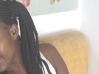 Ebony sluty1