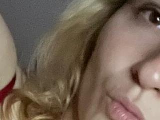 EvelyneHott