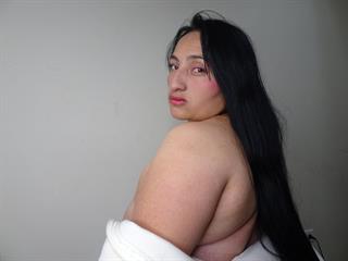 LauraYoselin 