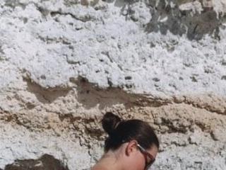 Moroccan baddie-bitch