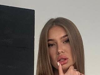 Scarlett Reed 