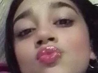 Zoe Sweett18