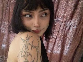 Zuki gloomy