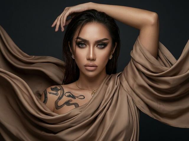 JulliaFakarat