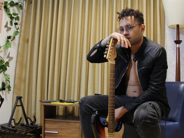 OrfeoJames