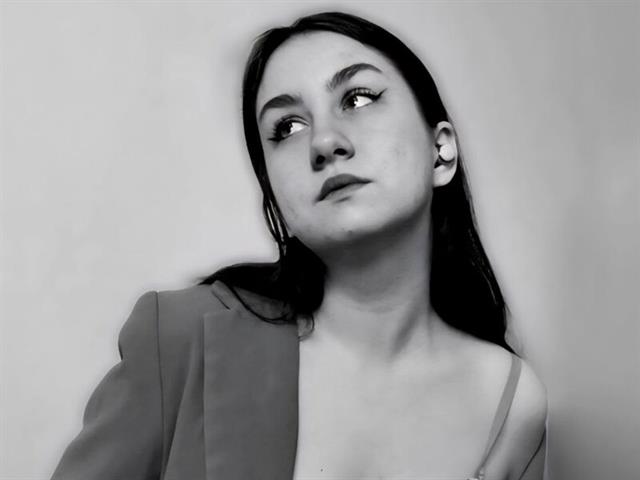 PollyBloomm