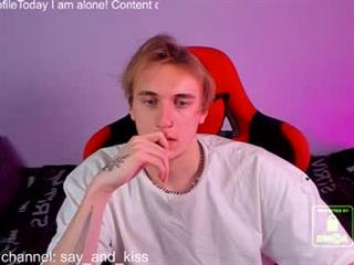 say and kiss